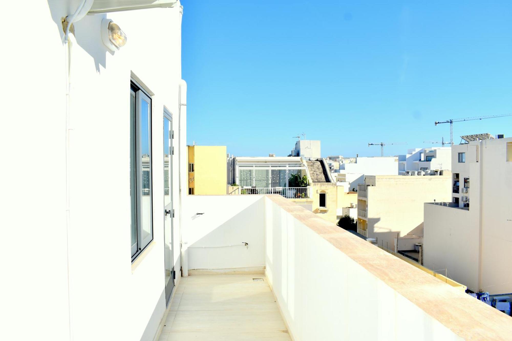 Seaside Serenity Retreat St. Paul's Bay Exterior photo